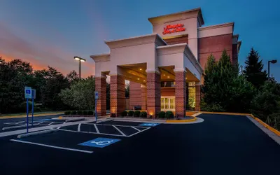 Hampton Inn & Suites Herndon-Reston