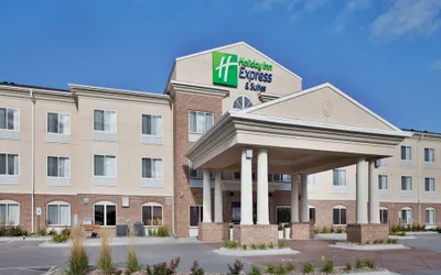 Holiday Inn Express & Suites Cherry, an IHG Hotel