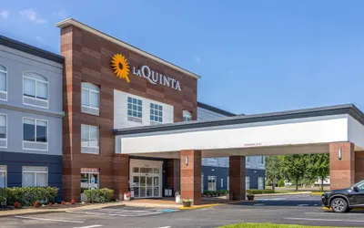 La Quinta Inn & Suites by Wyndham Mt. Laurel - Philadelphia