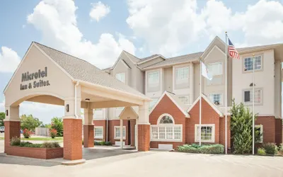 Spark by Hilton Stillwater