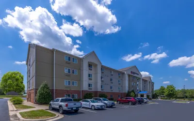 Candlewood Suites South - Springfield, an IHG Hotel