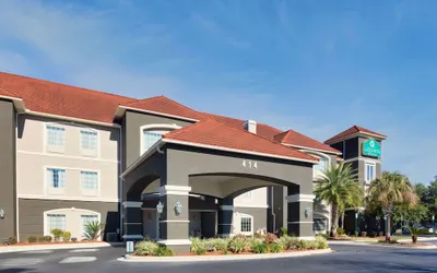 La Quinta Inn & Suites by Wyndham Savannah Airport - Pooler