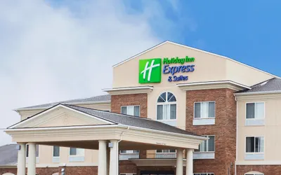 Holiday Inn Express & Suites Mattoon, an IHG Hotel