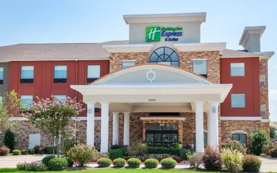 Holiday Inn Express & Suites Texarkana, an IHG Hotel