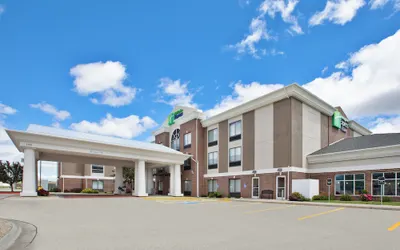 Holiday Inn Express & Suites Buffalo, an IHG Hotel