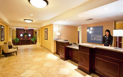 Holiday Inn Express Hotel & Suites Niagara Falls by IHG