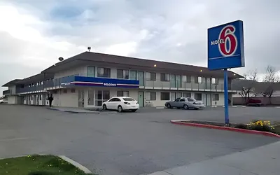 Motel 6 Ely, NV