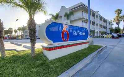 Motel 6 Oceanside, CA