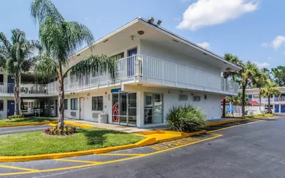 Motel 6 Jacksonville, FL - Orange Park