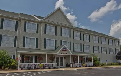 Coshocton Village Inn and Suites