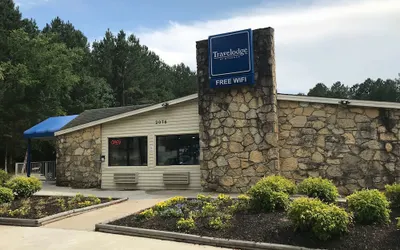 Travelodge by Wyndham Fayetteville