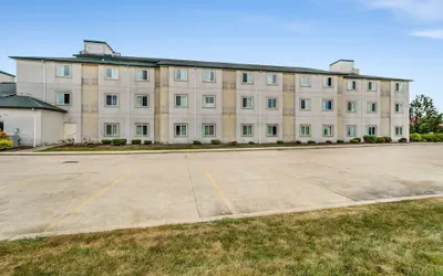 Motel 6 Medina, OH - Cleveland