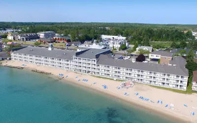 Hamilton Inn Select Beachfront