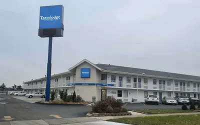 Travelodge by Wyndham Madison Heights MI