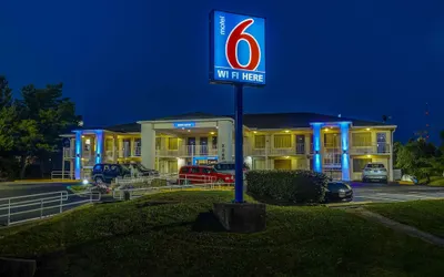 Motel 6 Lexington, KY - East I-75