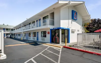 Motel 6 Bellingham, WA