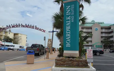 Boardwalk Inn and Suites