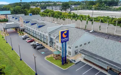 Comfort Inn & Suites Nashville Near Tanger Outlets  I-24 Antioch