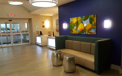 Holiday Inn Express Hotel & Suites Pearland by IHG