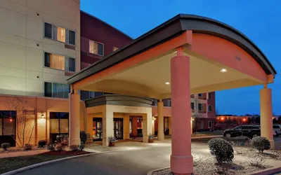 Courtyard by Marriott Louisville Northeast