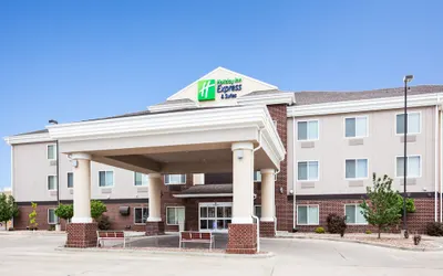 Holiday Inn Express Hotel & Suites Dickinson, an IHG Hotel