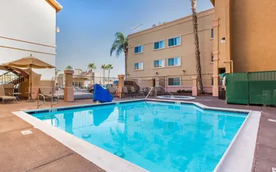 Comfort Inn & Suites Moreno Valley near March Air Reserve Base