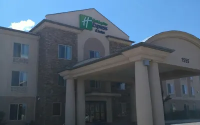 Holiday Inn Express & Suites Cedar City, an IHG Hotel