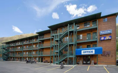 Travelodge by Wyndham Gardiner Yellowstone Park North