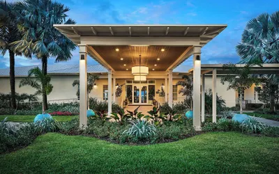 Faro Blanco Resort & Yacht Club Marathon, Curio by Hilton