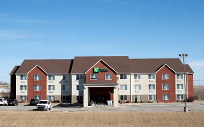 Holiday Inn Express & Suites Maryville by IHG