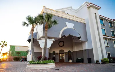 Castillo Real St. Augustine Beach,Tapestry Collection Hilton