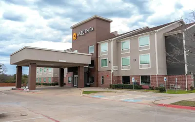 La Quinta Inn & Suites by Wyndham Dallas Mesquite