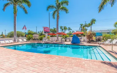 Hibiscus Suites - Gateway to Siesta Key