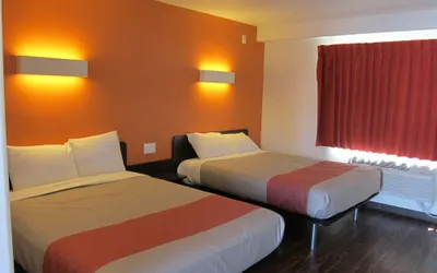 Pacific Inn
