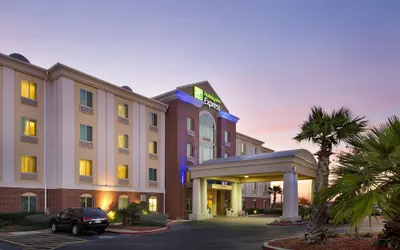 Holiday Inn Express & Suites San Antonio-West-SeaWorld Area, an IHG Hotel