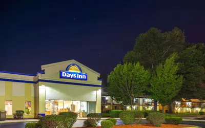 Days Inn by Wyndham Portage