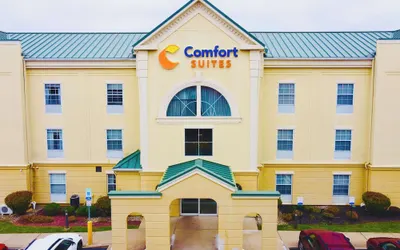 Comfort Suites East Brunswick - South River