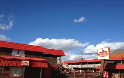 Traveler's Lodge