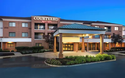 Courtyard by Marriott West Orange