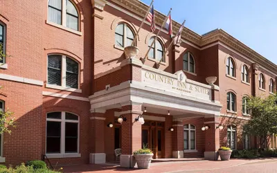 Country Inn & Suites by Radisson, St. Charles Historic District