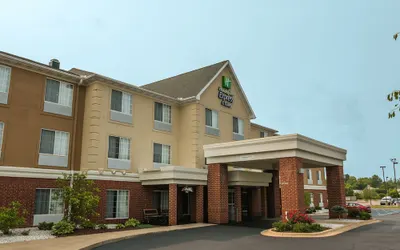 Holiday Inn Express & Suites Jackson, an IHG Hotel