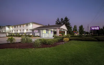 Spark by Hilton - Kent, Seattle