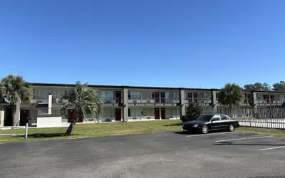 Red Roof Inn Wildwood, FL - The Villages