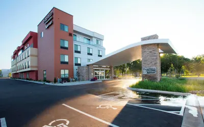 Fairfield Inn & Suites by Marriott Detroit Lakes