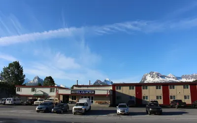 Glacier Hotel