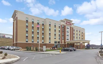 Hampton Inn & Suites Morgantown / University Town Centre