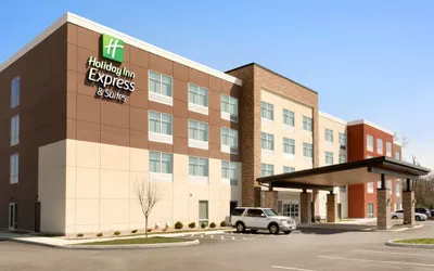 Holiday Inn Express and Suites-Cincinnati NE - Red Bank Road, an IHG Hotel