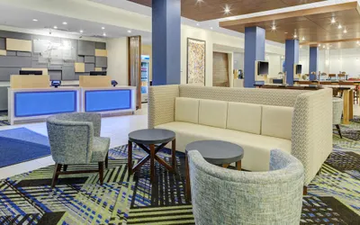 Holiday Inn Express and Suites King George- Dahlgren, an IHG Hotel