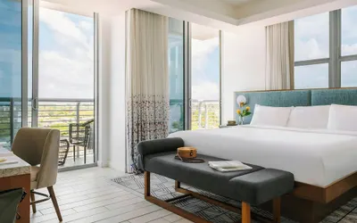 The Circ Hotel Hollywood, Sonder by Marriott Bonvoy