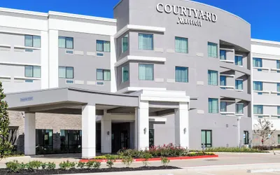 Courtyard by Marriott Lake Jackson